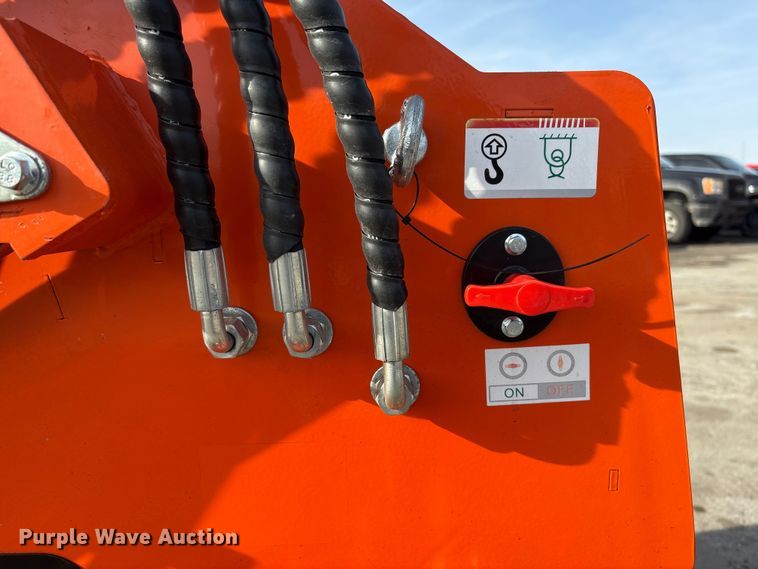 image for item FG2626 2025 SDLOOL 36C compact utility loader