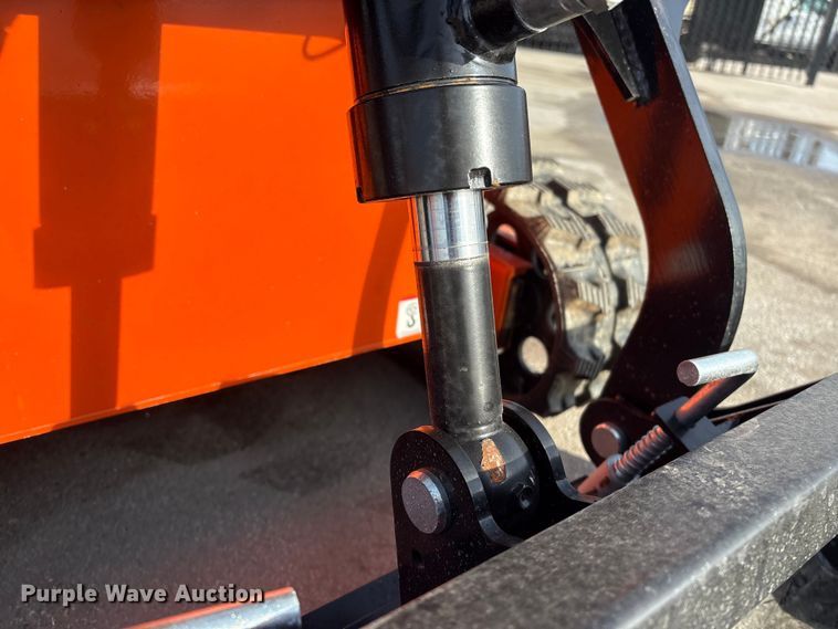 image for item FG2626 2025 SDLOOL 36C compact utility loader