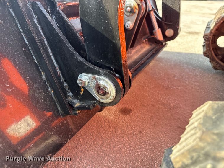 image for item FG2626 2025 SDLOOL 36C compact utility loader