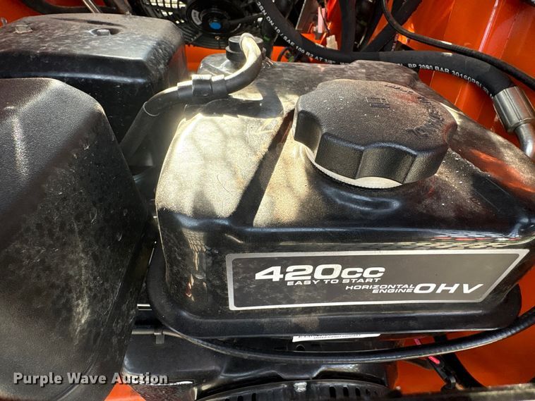 image for item FG2626 2025 SDLOOL 36C compact utility loader