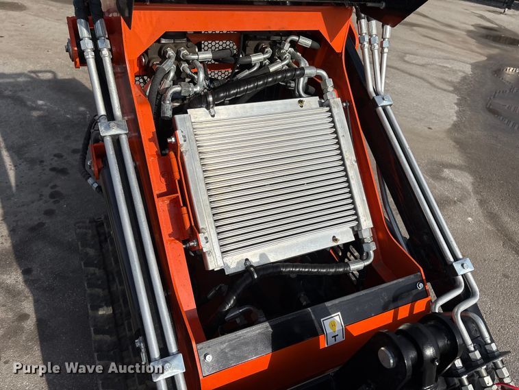 image for item FG2626 2025 SDLOOL 36C compact utility loader