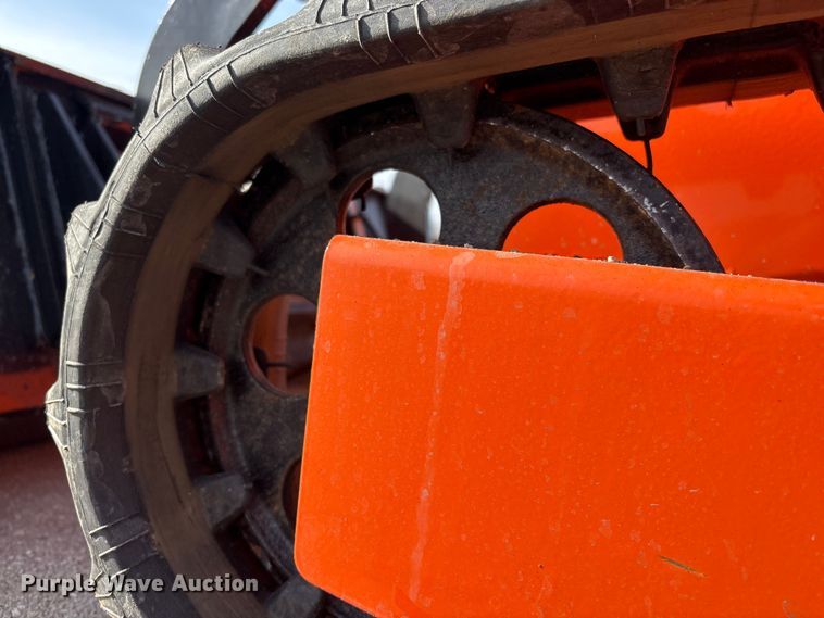 image for item FG2626 2025 SDLOOL 36C compact utility loader