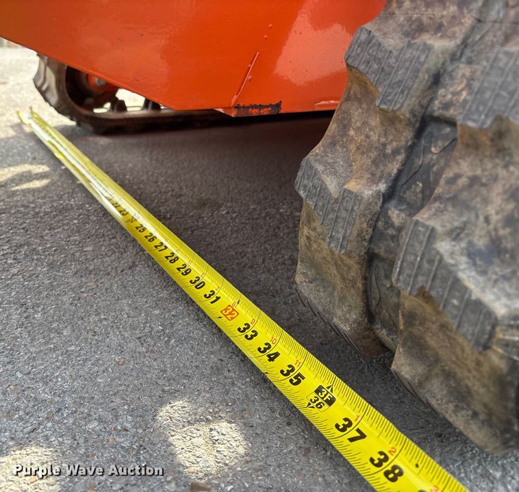 image for item FG2626 2025 SDLOOL 36C compact utility loader