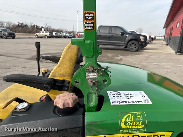 image for item FG2628 2011 John Deere 997SC ZTR lawn mower