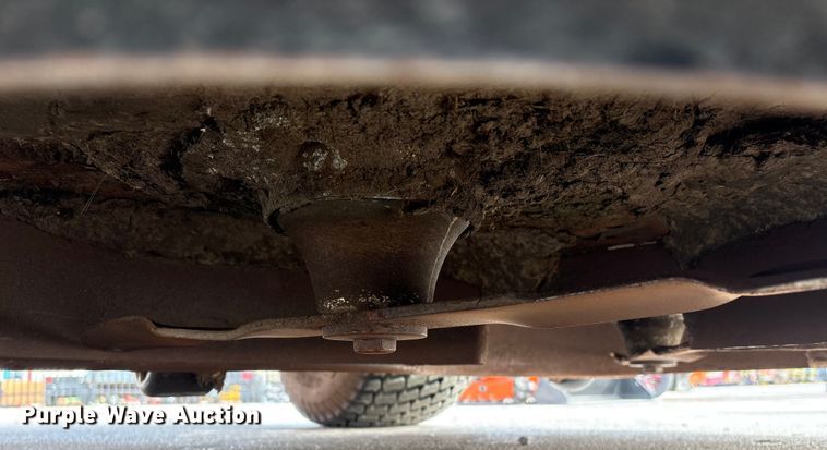 image for item FG2628 2011 John Deere 997SC ZTR lawn mower