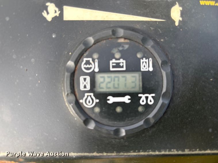 image for item FG2628 2011 John Deere 997SC ZTR lawn mower