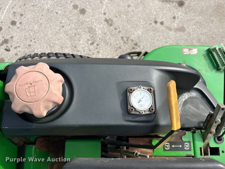 image for item FG2628 2011 John Deere 997SC ZTR lawn mower