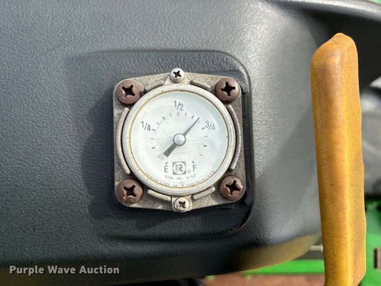 image for item FG2628 2011 John Deere 997SC ZTR lawn mower