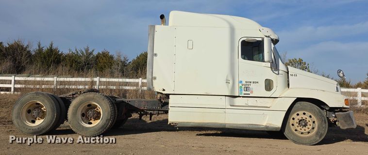 image for item FI0743 2005 Freightliner CST120 semi truck
