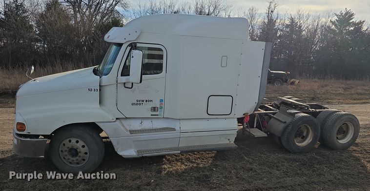 image for item FI0743 2005 Freightliner CST120 semi truck