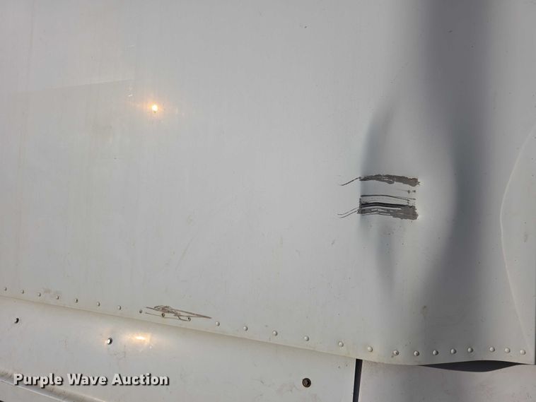 image for item FI0743 2005 Freightliner CST120 semi truck