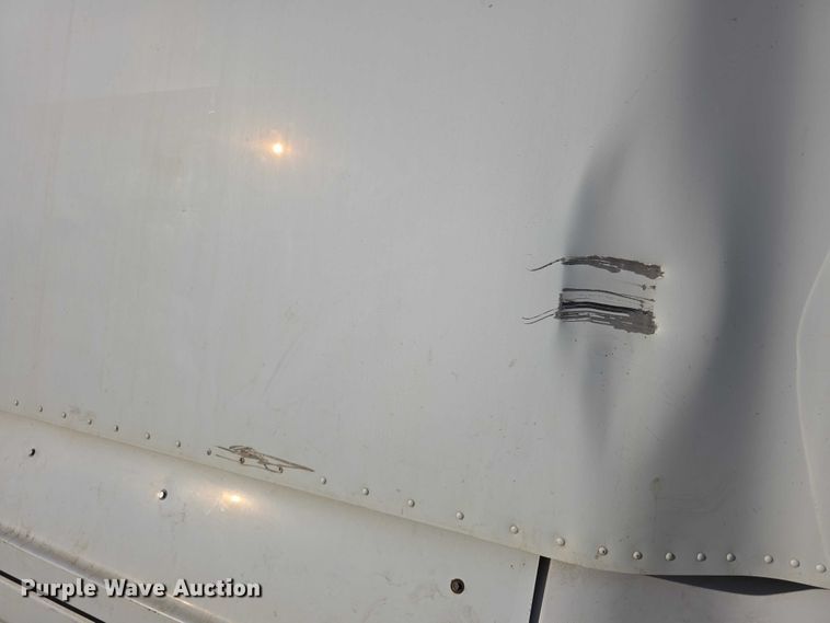 image for item FI0743 2005 Freightliner CST120 semi truck