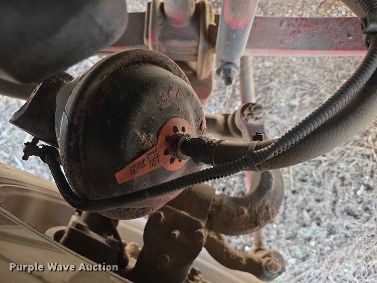 image for item FI0743 2005 Freightliner CST120 semi truck