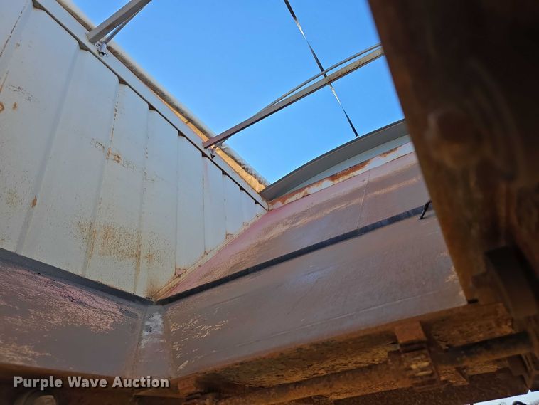 image for item FI0766 2024 Manufactured grain trailer