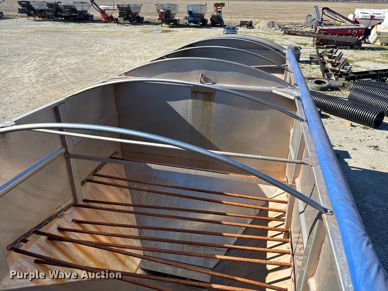 image for item FI1630 2014 Magnolia Adams fertilizer tender trailer