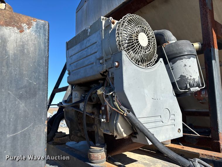 image for item FI1630 2014 Magnolia Adams fertilizer tender trailer