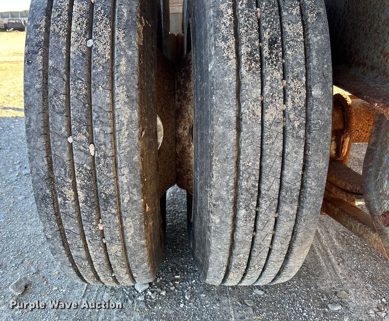 image for item FI1630 2014 Magnolia Adams fertilizer tender trailer