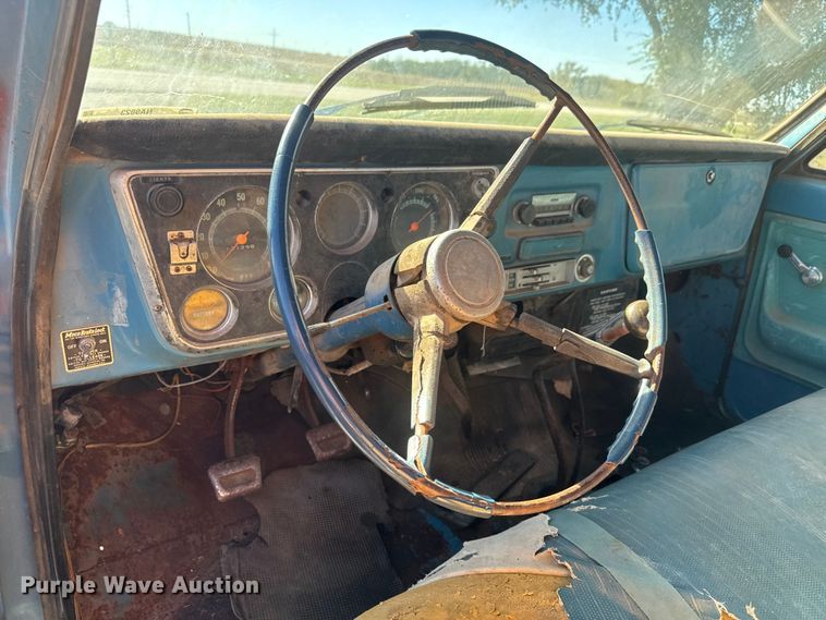 image for item NA9823 1972 Chevrolet C/50 grain truck