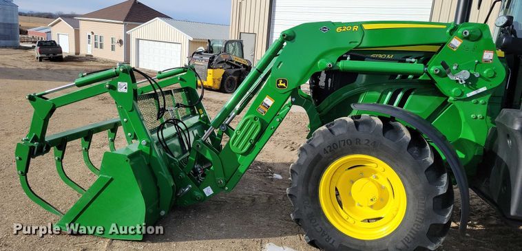 image for item NO9893 John Deere 620R loader