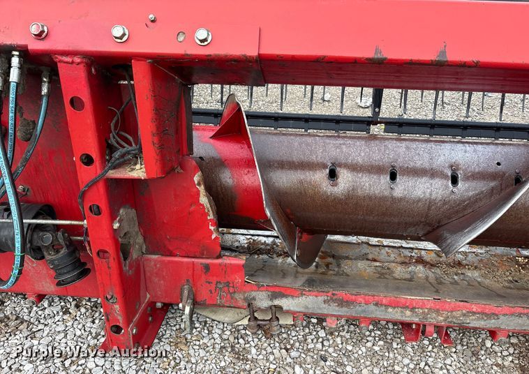 image for item YA1884 2005 Case IH 1020 flex draper head