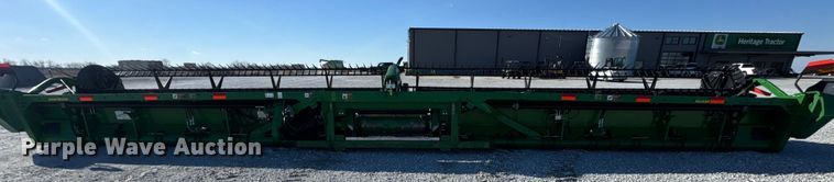 image for item YA1942 2023 John Deere RD45F flex draper head