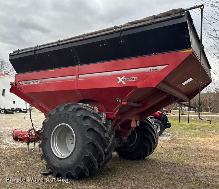 image for item YA1965 2024 Unverferth 1119 grain cart
