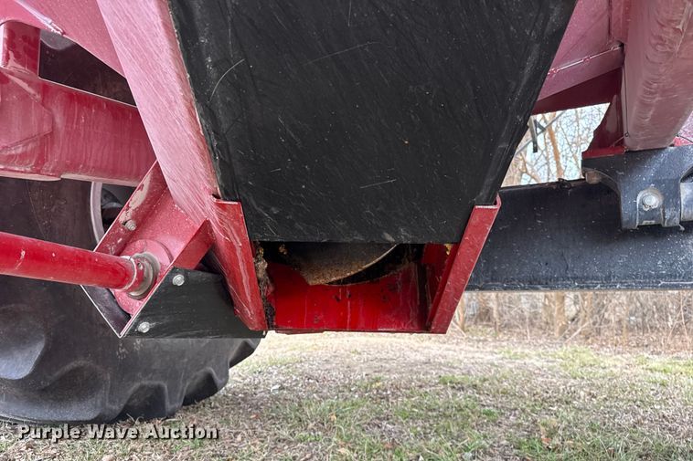 image for item YA1965 2024 Unverferth 1119 grain cart