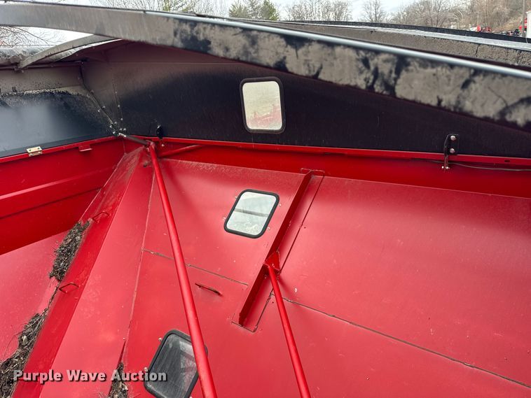 image for item YA1965 2024 Unverferth 1119 grain cart