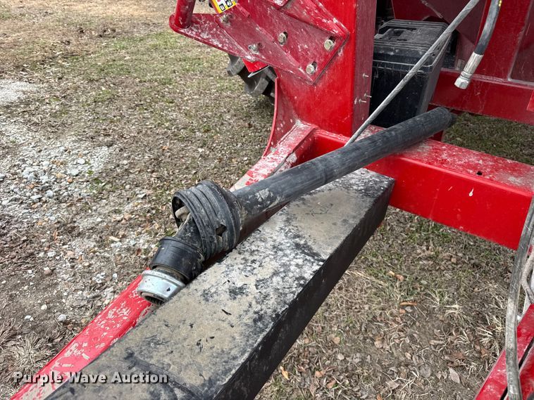 image for item YA1965 2024 Unverferth 1119 grain cart