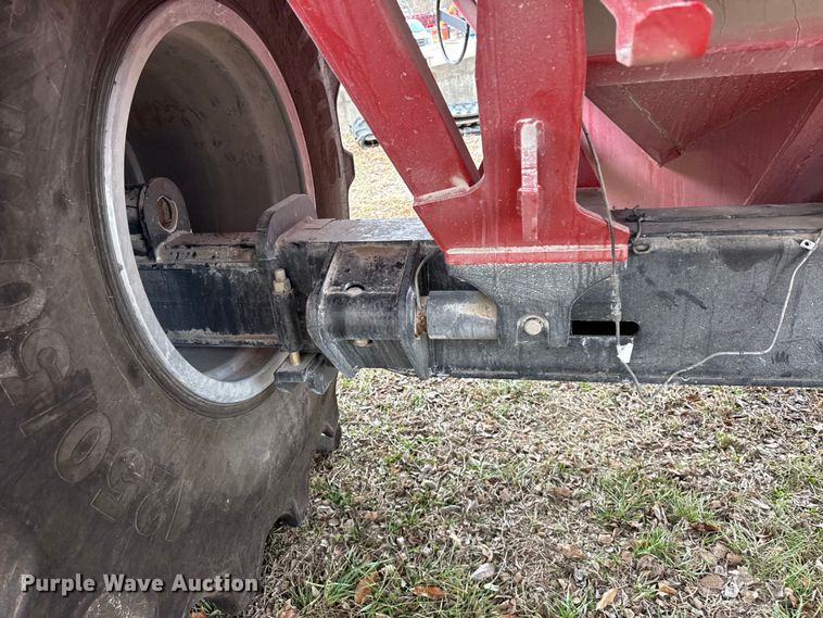 image for item YA1965 2024 Unverferth 1119 grain cart