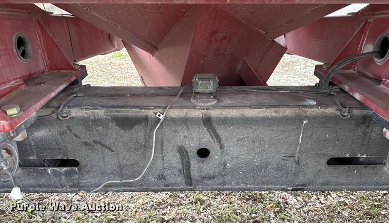 image for item YA1965 2024 Unverferth 1119 grain cart