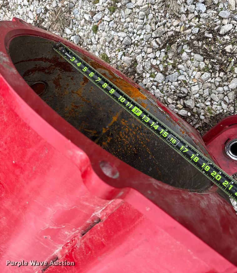 image for item YA1965 2024 Unverferth 1119 grain cart