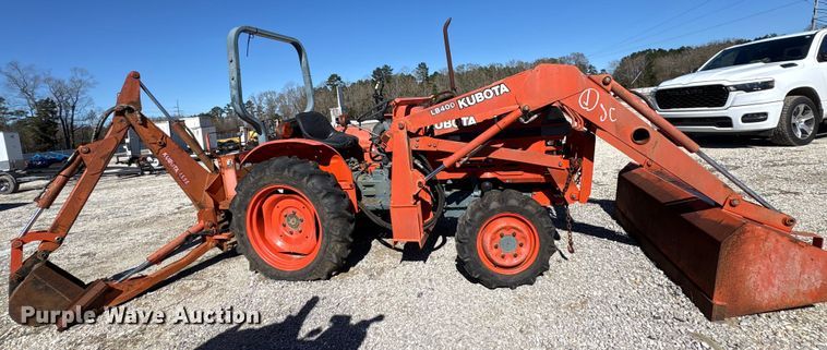image for item YA1972 Kubota L2350 MFWD tractor