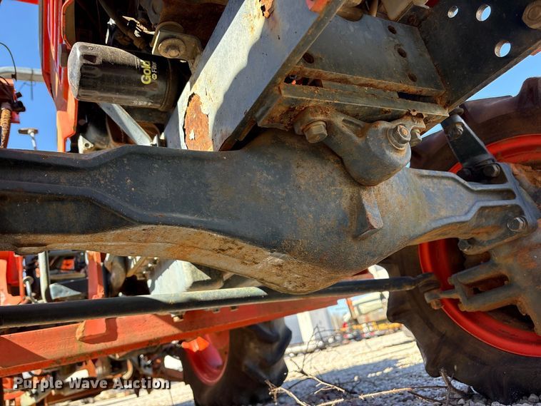 image for item YA1972 Kubota L2350 MFWD tractor