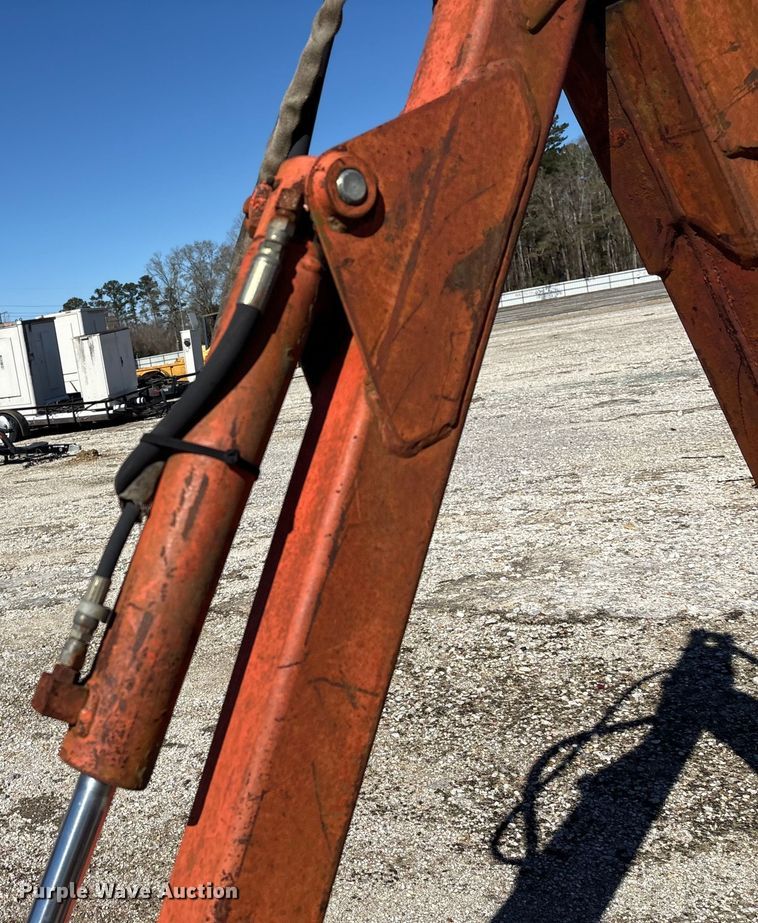 image for item YA1972 Kubota L2350 MFWD tractor