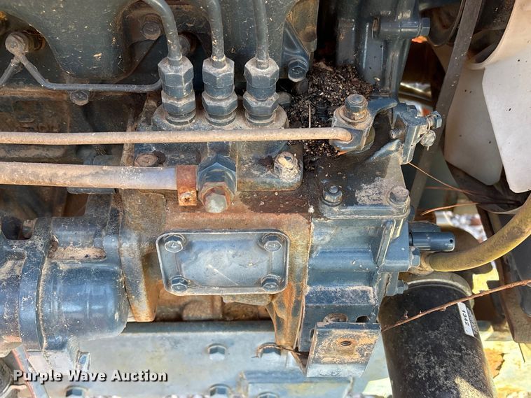 image for item YA1972 Kubota L2350 MFWD tractor