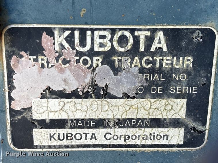 image for item YA1972 Kubota L2350 MFWD tractor