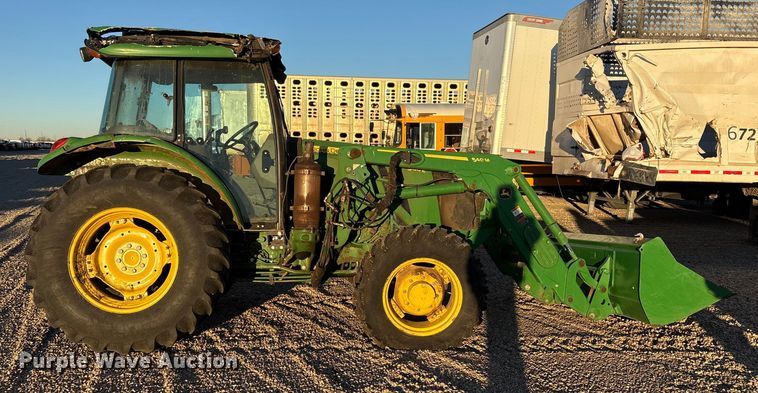 image for item YA1981 2022 John Deere 5100E MFWD tractor
