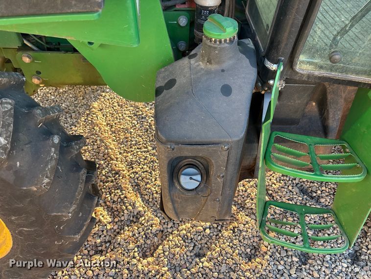 image for item YA1981 2022 John Deere 5100E MFWD tractor