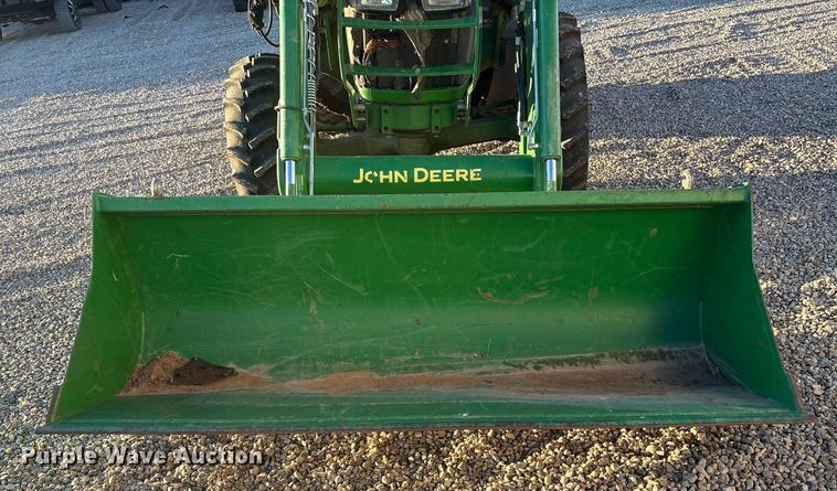 image for item YA1981 2022 John Deere 5100E MFWD tractor