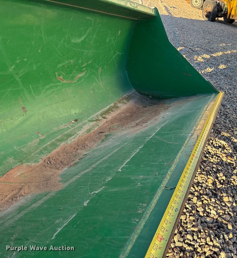 image for item YA1981 2022 John Deere 5100E MFWD tractor