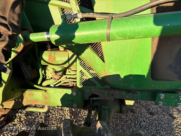 image for item YA1981 2022 John Deere 5100E MFWD tractor