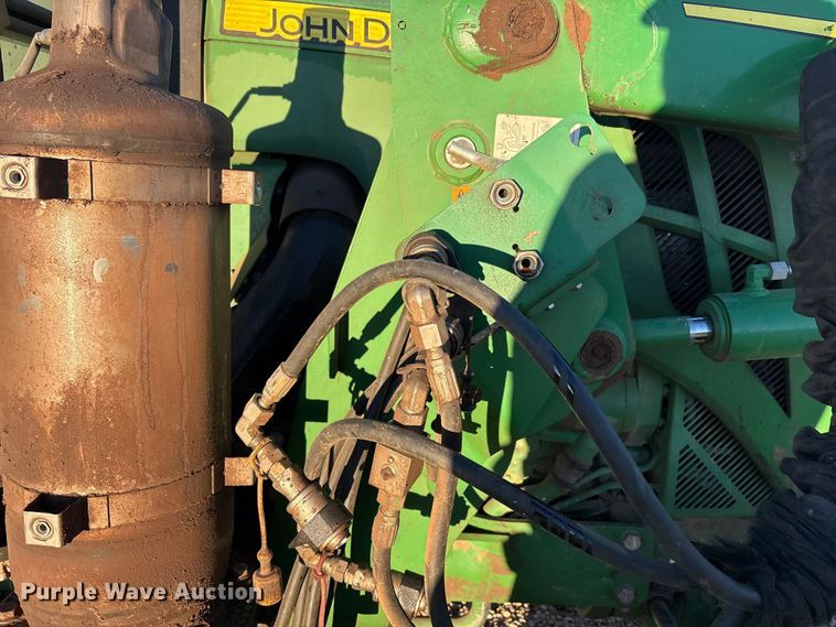 image for item YA1981 2022 John Deere 5100E MFWD tractor