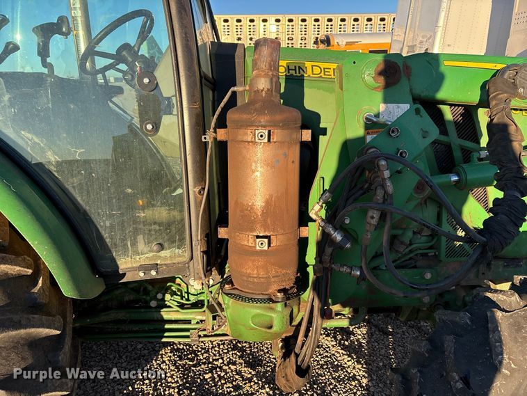 image for item YA1981 2022 John Deere 5100E MFWD tractor