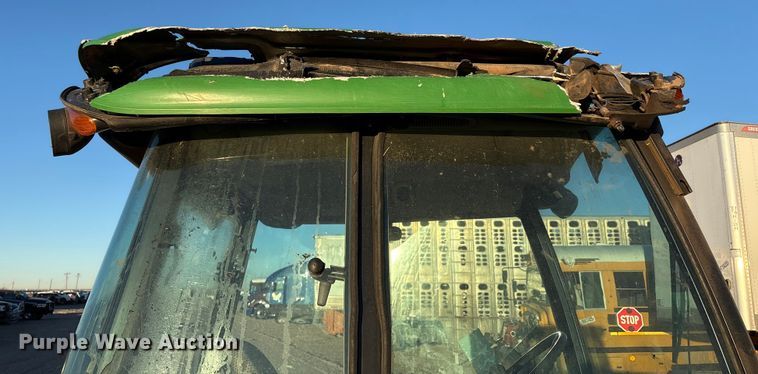 image for item YA1981 2022 John Deere 5100E MFWD tractor