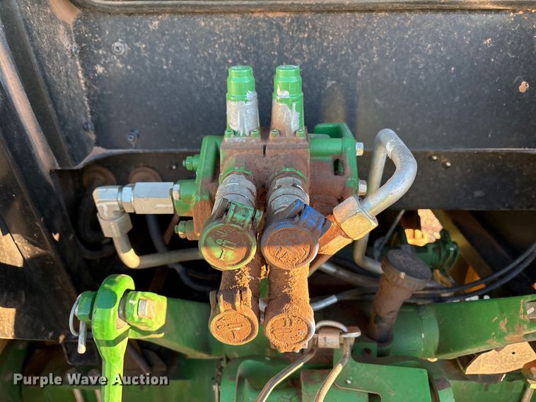 image for item YA1981 2022 John Deere 5100E MFWD tractor