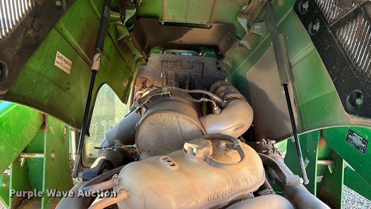 image for item YA1981 2022 John Deere 5100E MFWD tractor