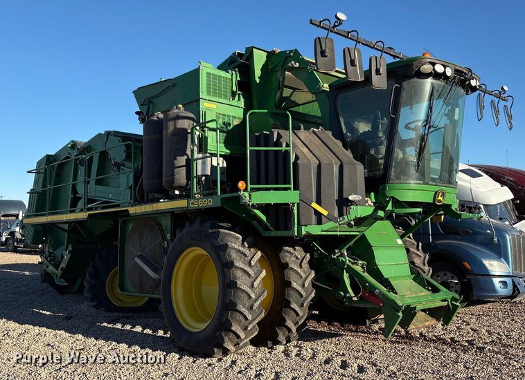 image for item YA1990 2020 John Deere CS690 RWA cotton stripper