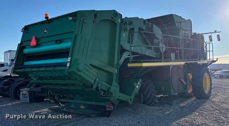 image for item YA1990 2020 John Deere CS690 RWA cotton stripper