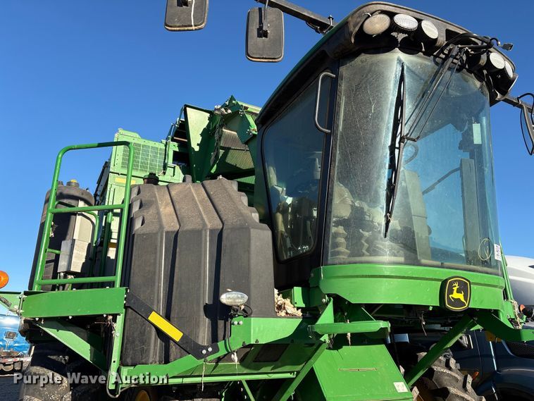 image for item YA1990 2020 John Deere CS690 RWA cotton stripper